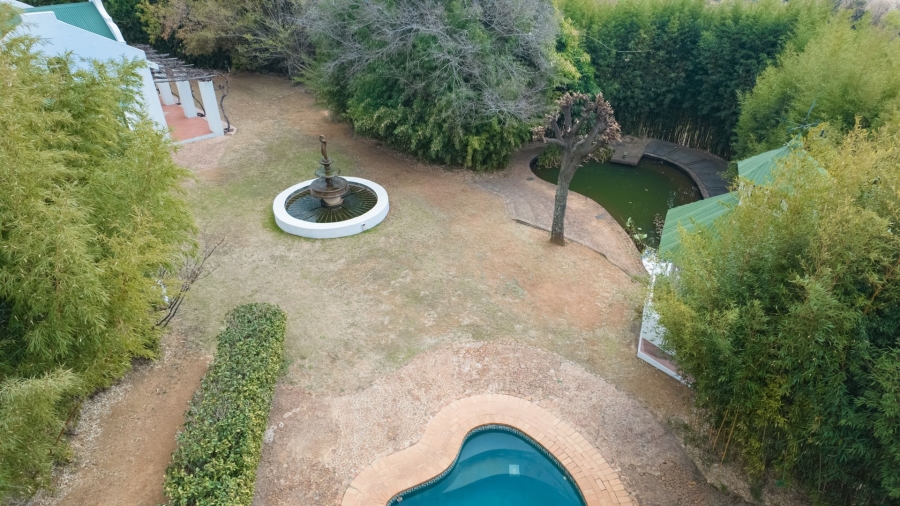 5 Bedroom Property for Sale in Doornkloof Gauteng