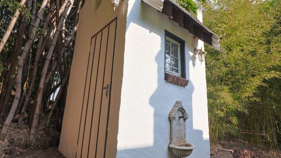 5 Bedroom Property for Sale in Doornkloof Gauteng