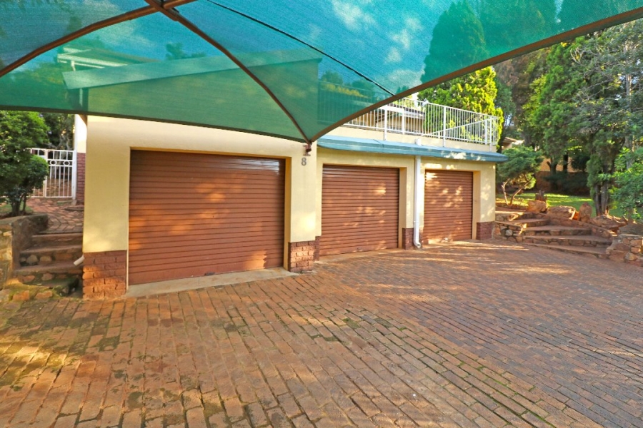 To Let 5 Bedroom Property for Rent in Wilro Park Gauteng