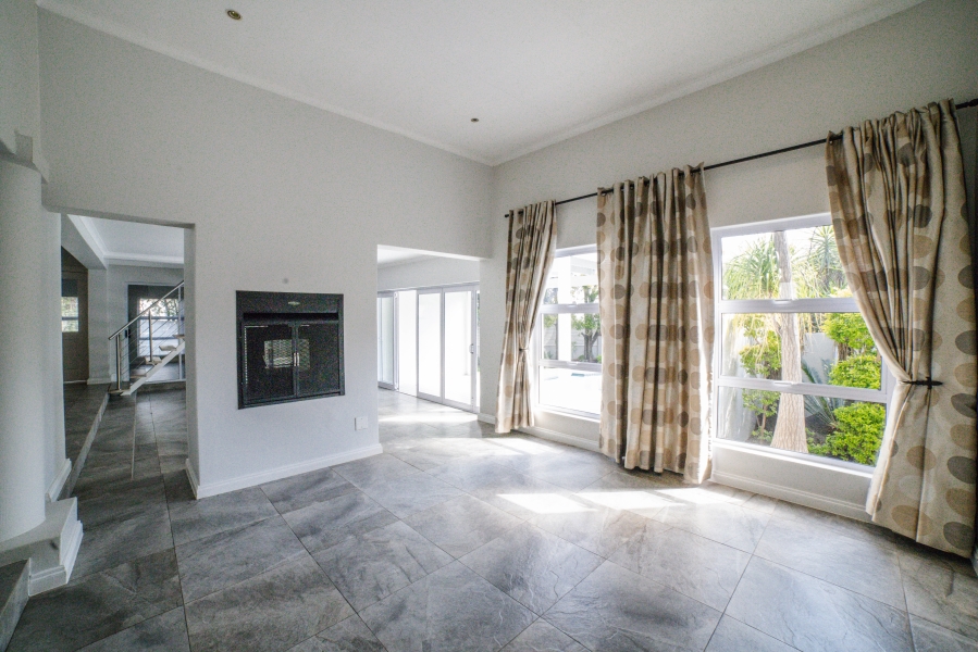 4 Bedroom Property for Sale in Dainfern Golf Estate Gauteng