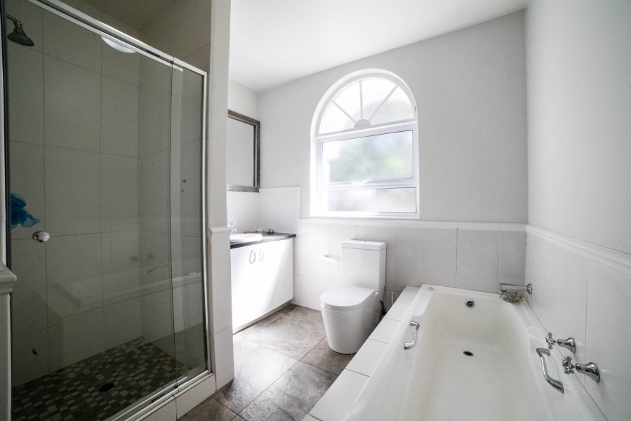 4 Bedroom Property for Sale in Dainfern Golf Estate Gauteng