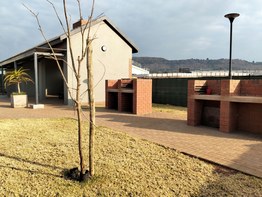 To Let 2 Bedroom Property for Rent in Wilgeheuwel Gauteng