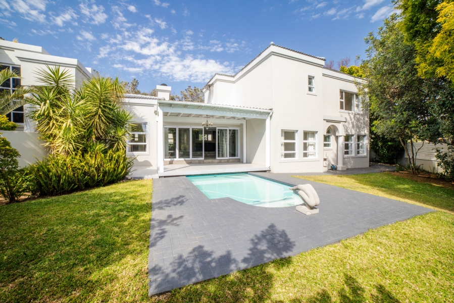 To Let 4 Bedroom Property for Rent in Dainfern Golf Estate Gauteng