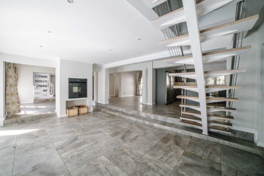 To Let 4 Bedroom Property for Rent in Dainfern Golf Estate Gauteng