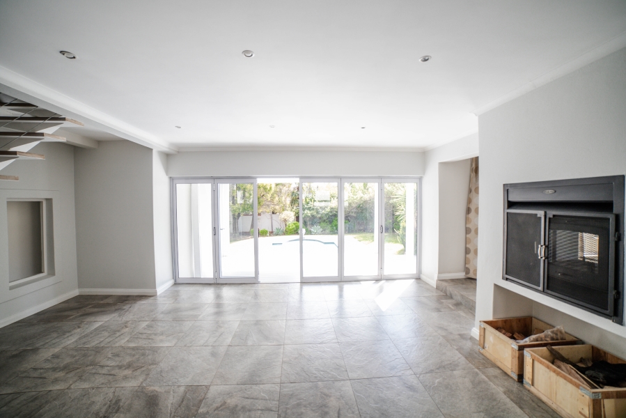 To Let 4 Bedroom Property for Rent in Dainfern Golf Estate Gauteng