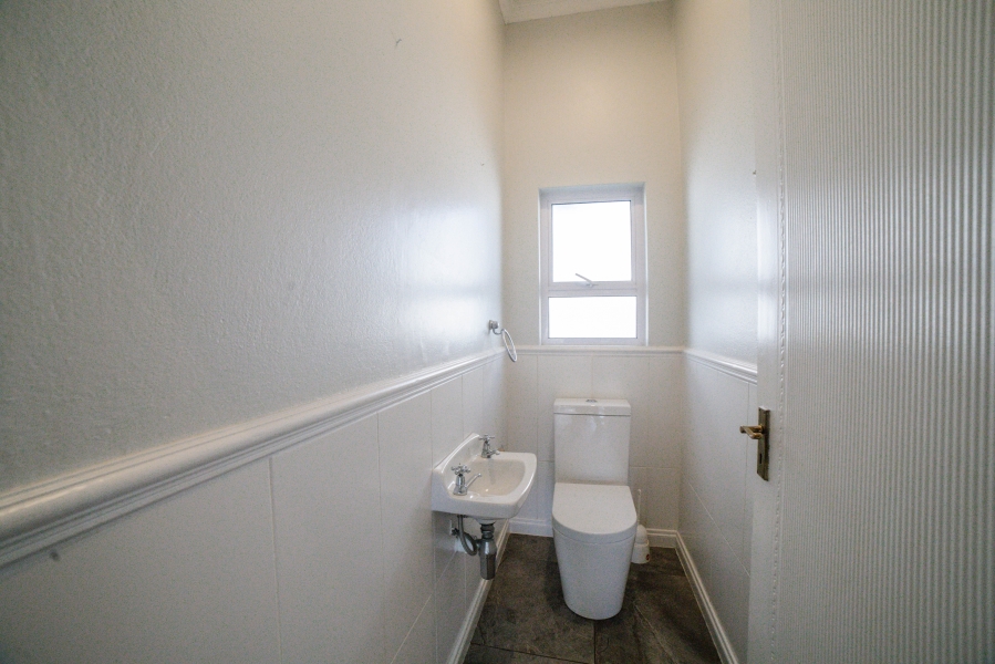 To Let 4 Bedroom Property for Rent in Dainfern Golf Estate Gauteng