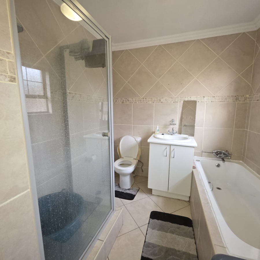 3 Bedroom Property for Sale in Equestria Gauteng