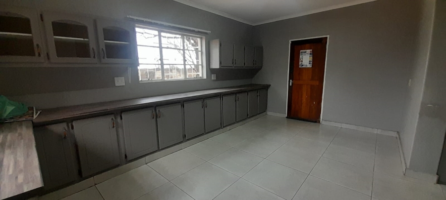 3 Bedroom Property for Sale in Golf Park Gauteng