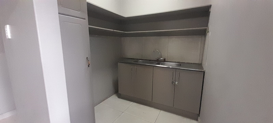 3 Bedroom Property for Sale in Golf Park Gauteng