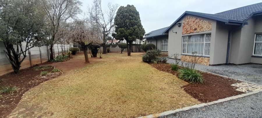 3 Bedroom Property for Sale in Golf Park Gauteng