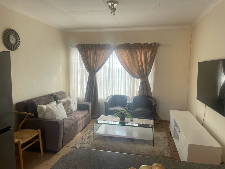 2 Bedroom Property for Sale in Kenmare Gauteng
