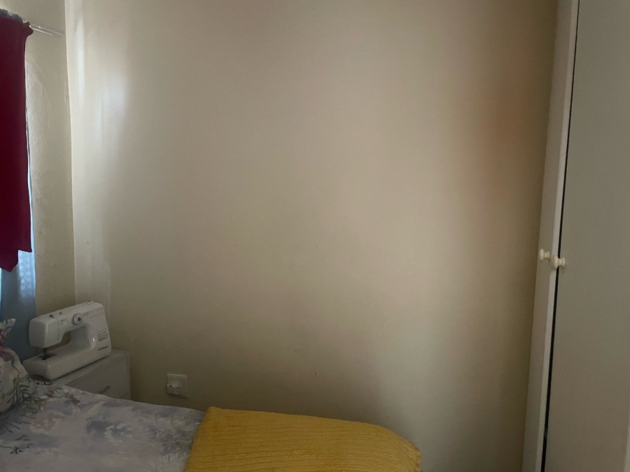 2 Bedroom Property for Sale in Kenmare Gauteng