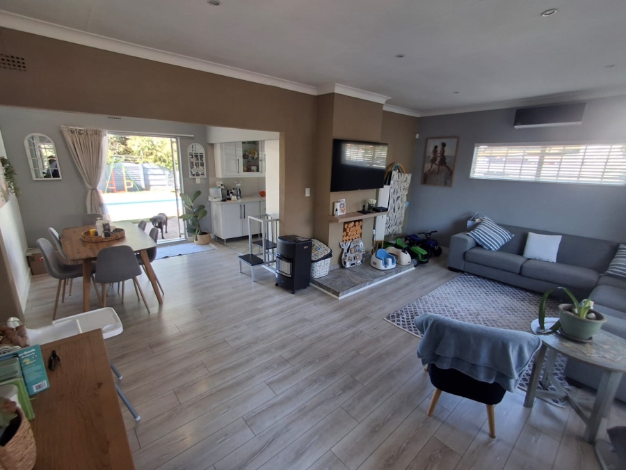 3 Bedroom Property for Sale in Brackenhurst Gauteng