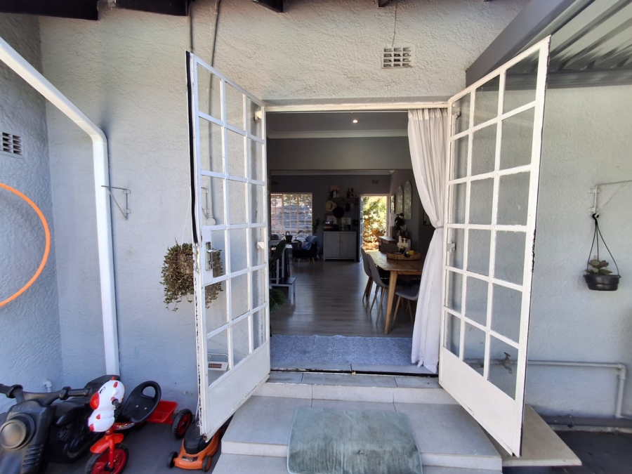 3 Bedroom Property for Sale in Brackenhurst Gauteng