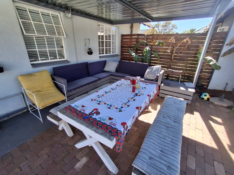 3 Bedroom Property for Sale in Brackenhurst Gauteng