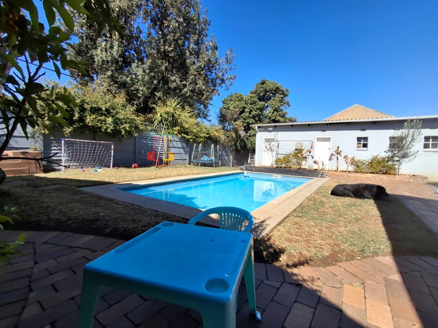 3 Bedroom Property for Sale in Brackenhurst Gauteng