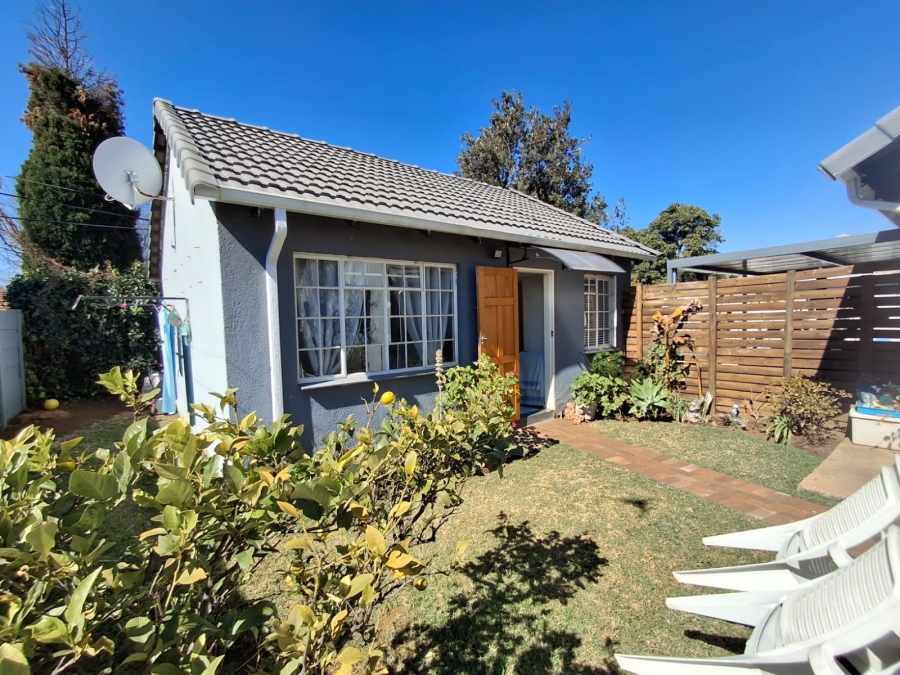 3 Bedroom Property for Sale in Brackenhurst Gauteng