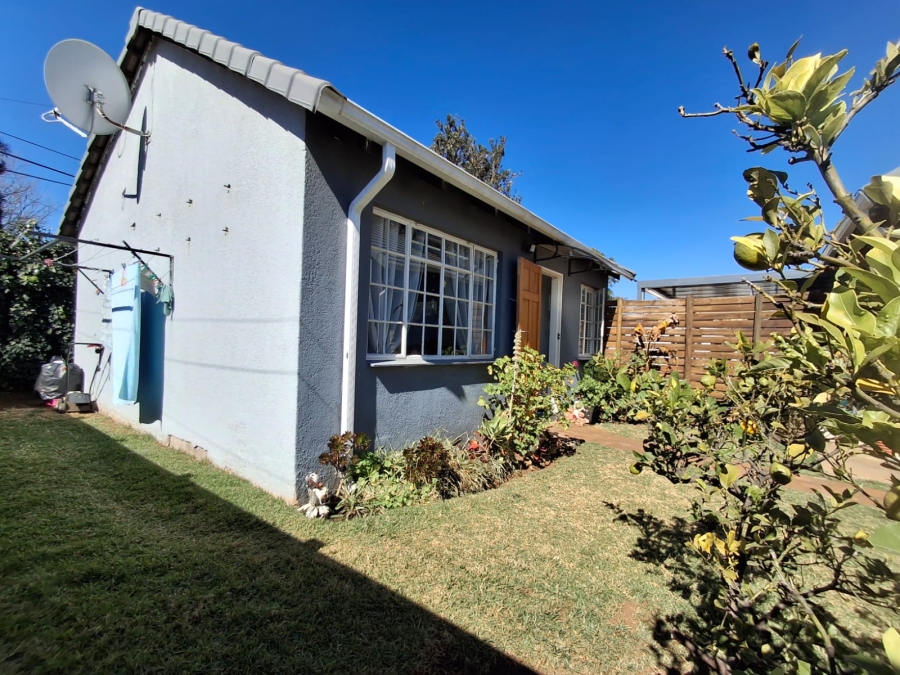3 Bedroom Property for Sale in Brackenhurst Gauteng