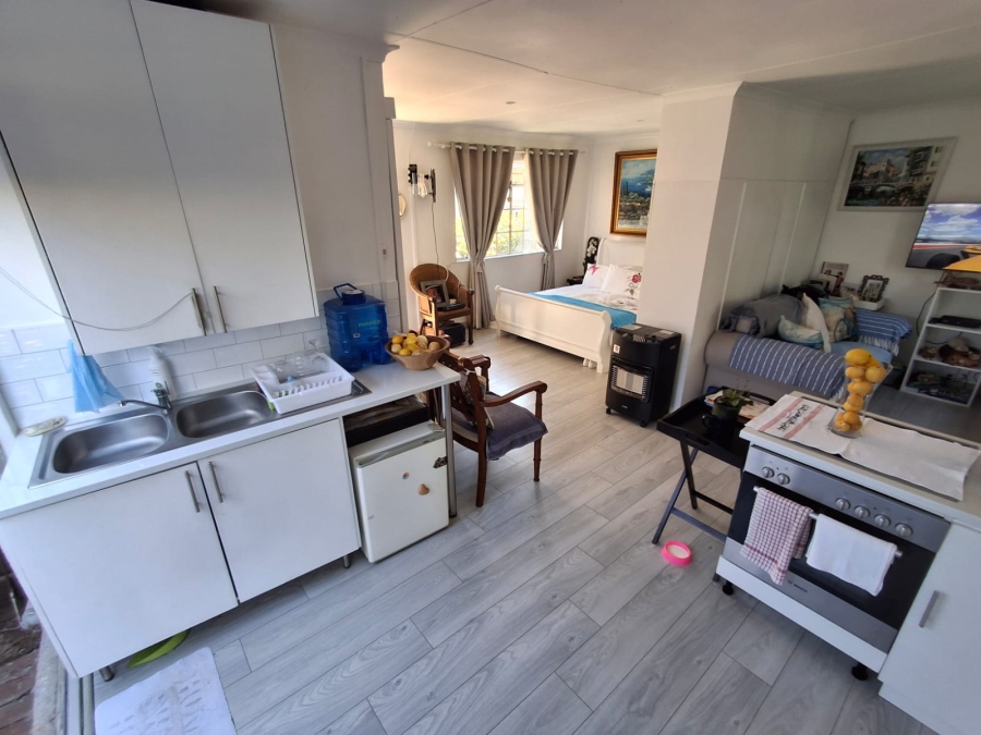 3 Bedroom Property for Sale in Brackenhurst Gauteng
