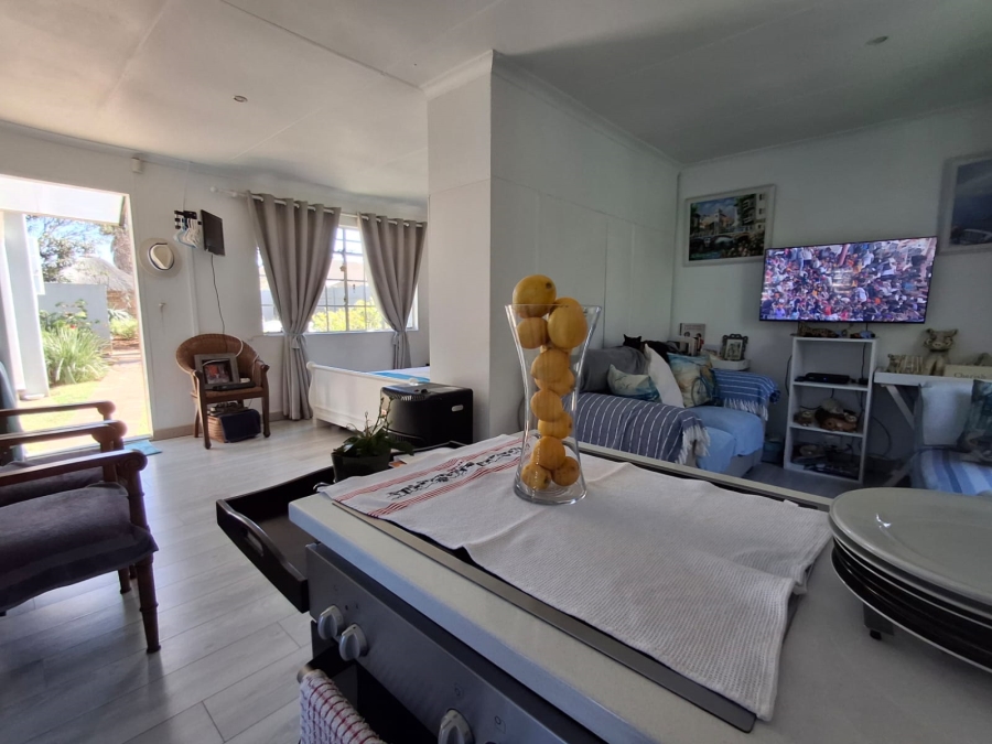 3 Bedroom Property for Sale in Brackenhurst Gauteng