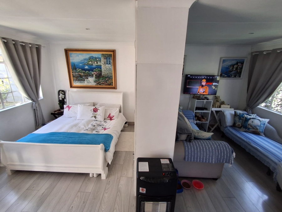 3 Bedroom Property for Sale in Brackenhurst Gauteng