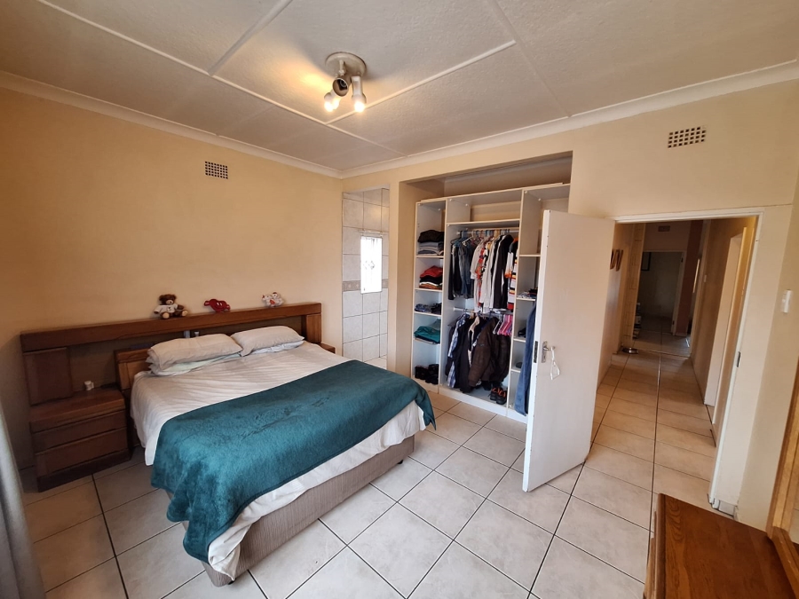3 Bedroom Property for Sale in Symhurst Gauteng