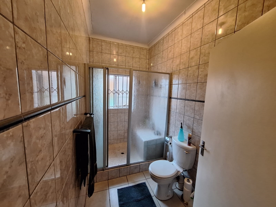 3 Bedroom Property for Sale in Symhurst Gauteng