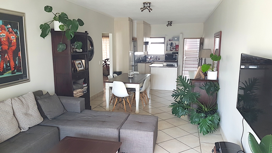 To Let 2 Bedroom Property for Rent in Douglasdale Gauteng