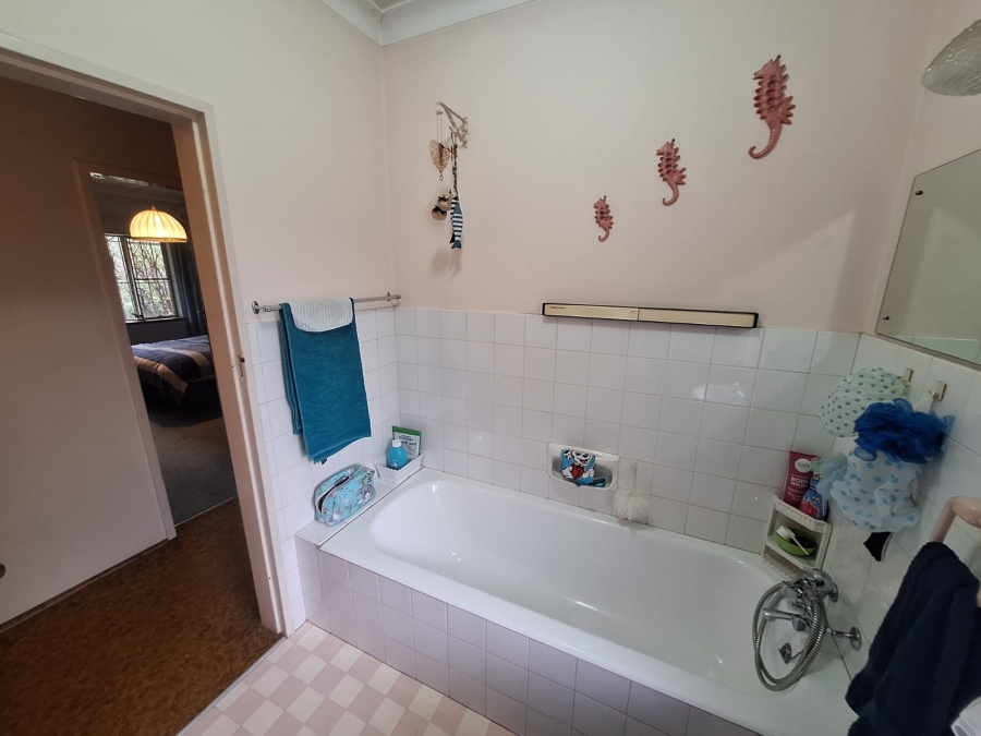 3 Bedroom Property for Sale in Lombardy East Gauteng