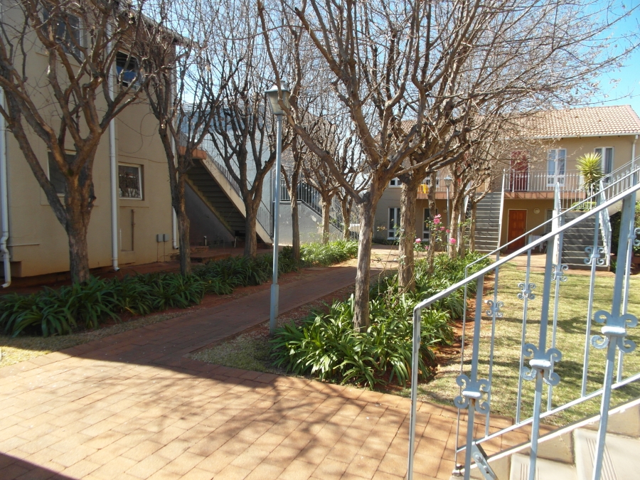 To Let 2 Bedroom Property for Rent in Montgomery Park Gauteng