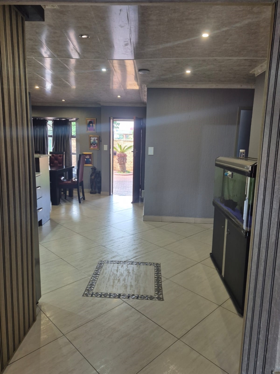 3 Bedroom Property for Sale in Leachville Gauteng