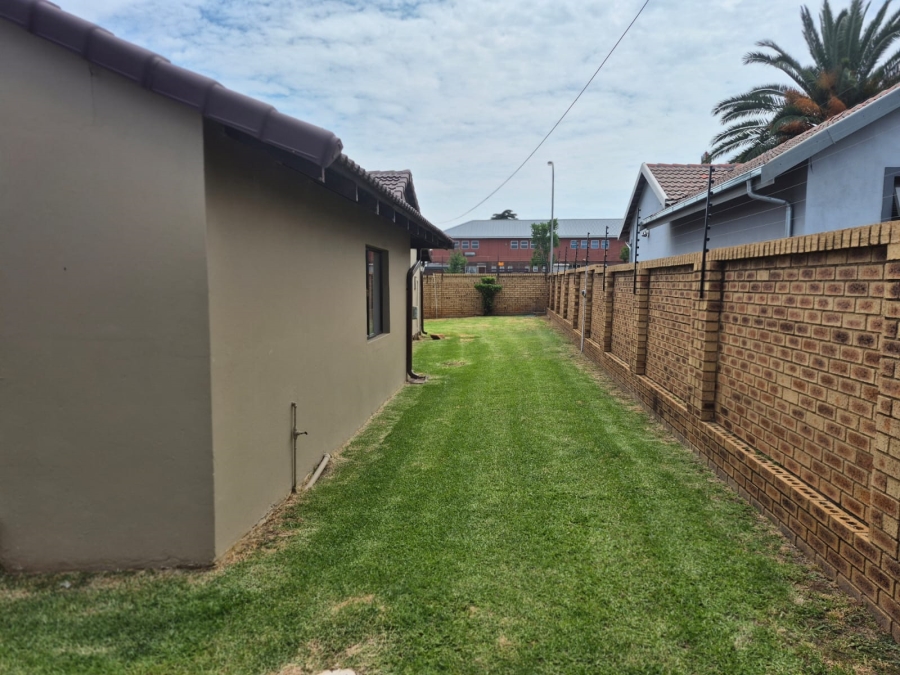 3 Bedroom Property for Sale in Leachville Gauteng