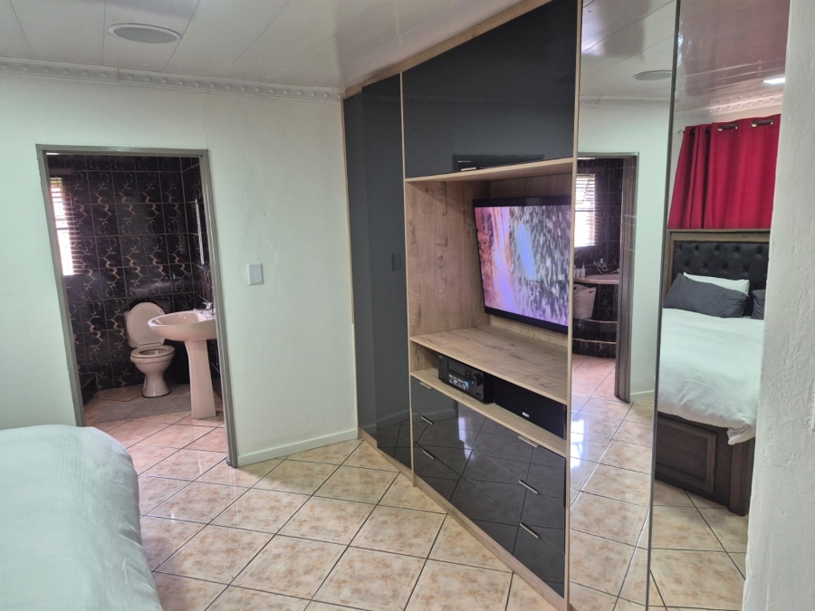3 Bedroom Property for Sale in Leachville Gauteng