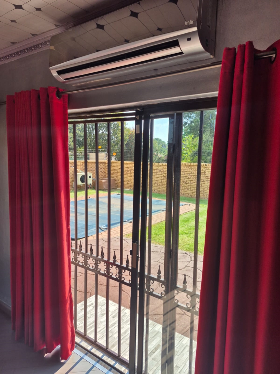 3 Bedroom Property for Sale in Leachville Gauteng