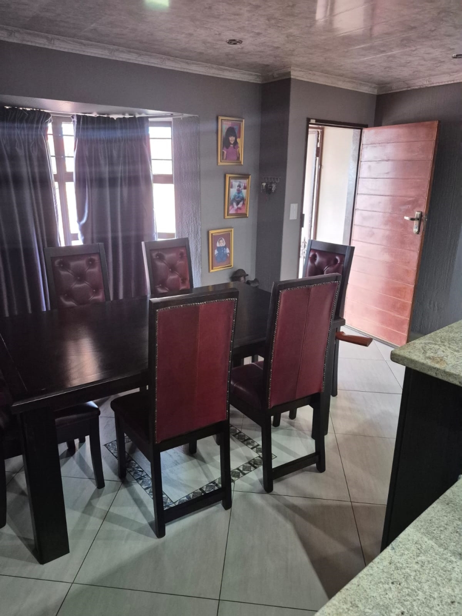 3 Bedroom Property for Sale in Leachville Gauteng