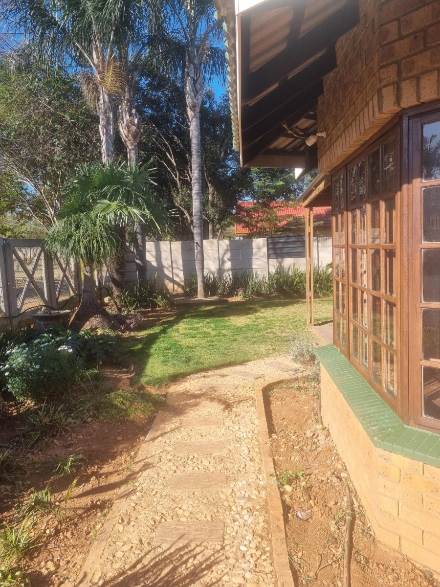 To Let 3 Bedroom Property for Rent in Moreleta Park Gauteng