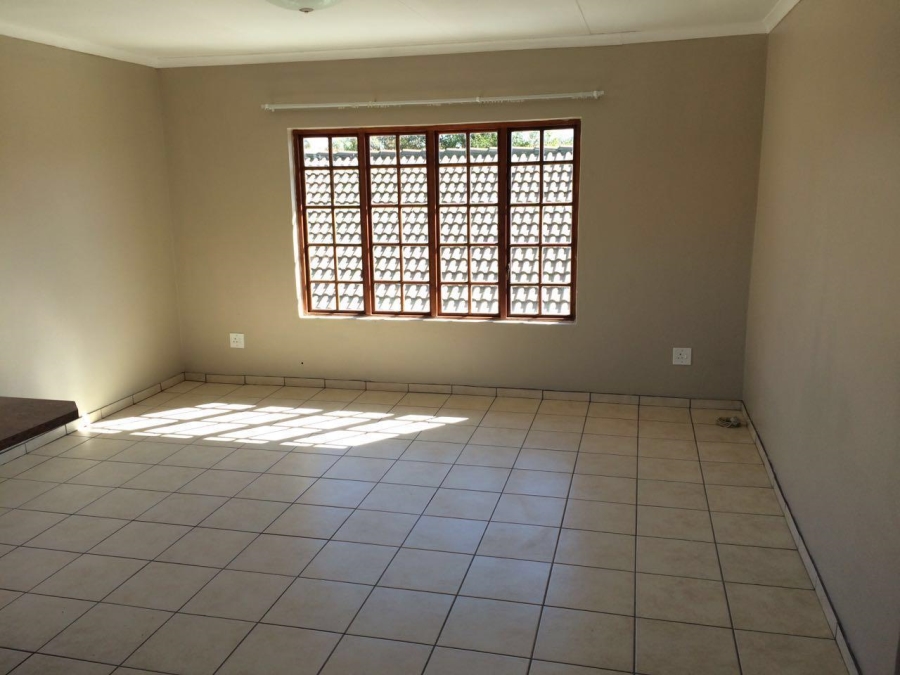 To Let 3 Bedroom Property for Rent in Moreleta Park Gauteng