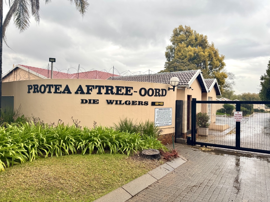 2 Bedroom Property for Sale in Die Wilgers Gauteng