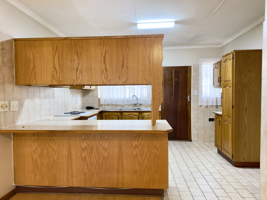 2 Bedroom Property for Sale in Die Wilgers Gauteng