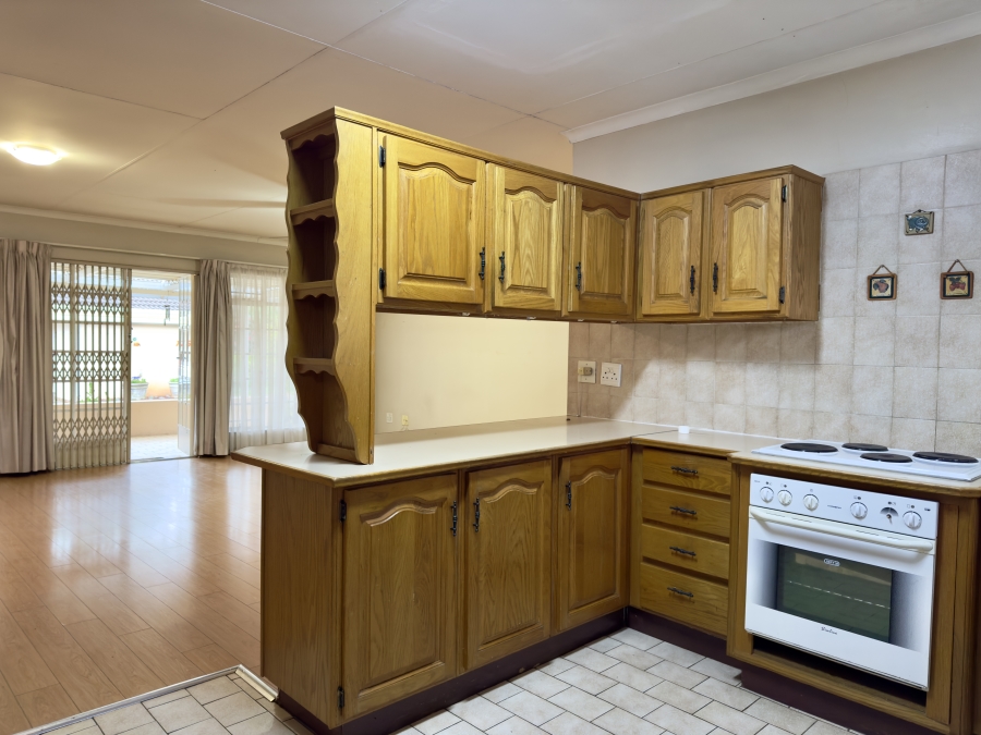 2 Bedroom Property for Sale in Die Wilgers Gauteng