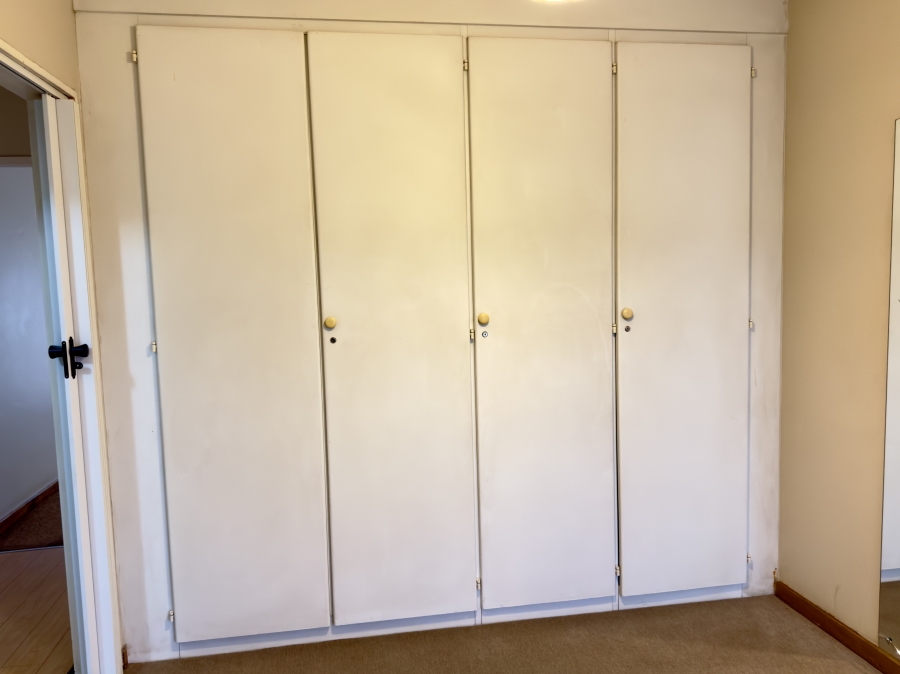 2 Bedroom Property for Sale in Die Wilgers Gauteng
