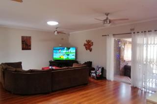 To Let 4 Bedroom Property for Rent in Wilro Park Gauteng