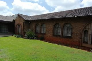To Let 4 Bedroom Property for Rent in Wilro Park Gauteng