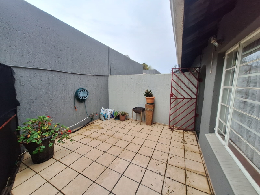 3 Bedroom Property for Sale in Klopperpark Gauteng
