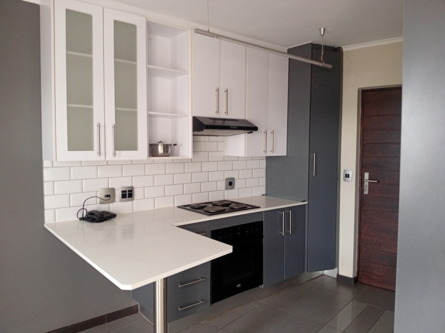 1 Bedroom Property for Sale in Hatfield Gauteng