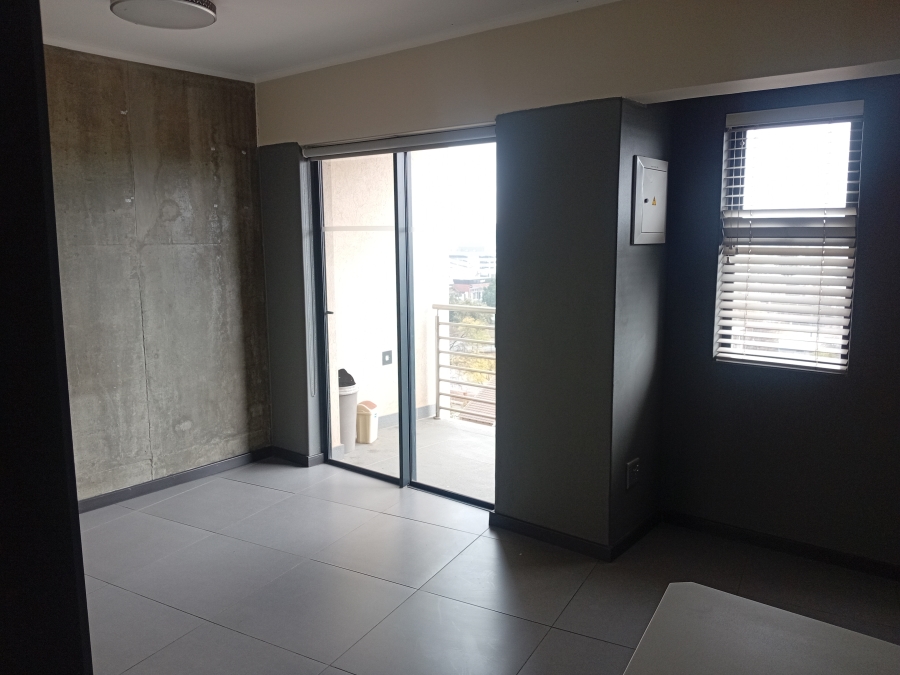 1 Bedroom Property for Sale in Hatfield Gauteng