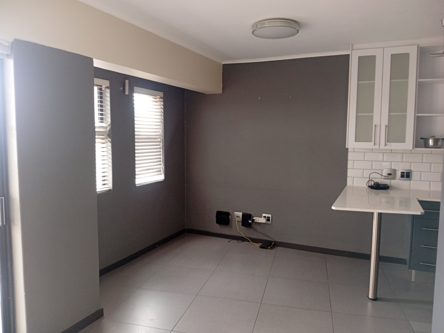 1 Bedroom Property for Sale in Hatfield Gauteng