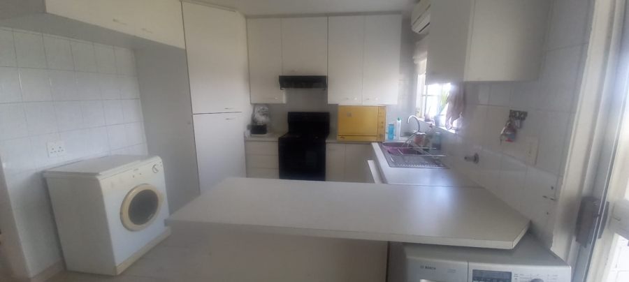 3 Bedroom Property for Sale in South Crest Gauteng