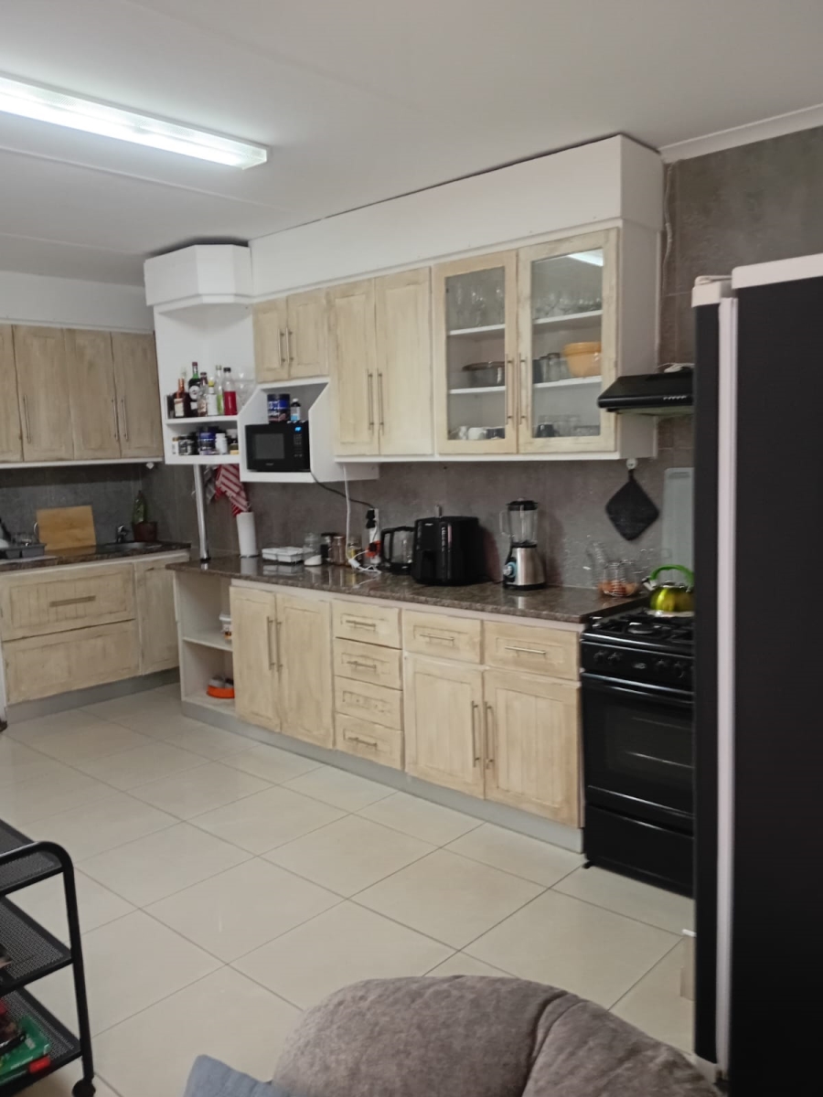 3 Bedroom Property for Sale in Kenmare Gauteng