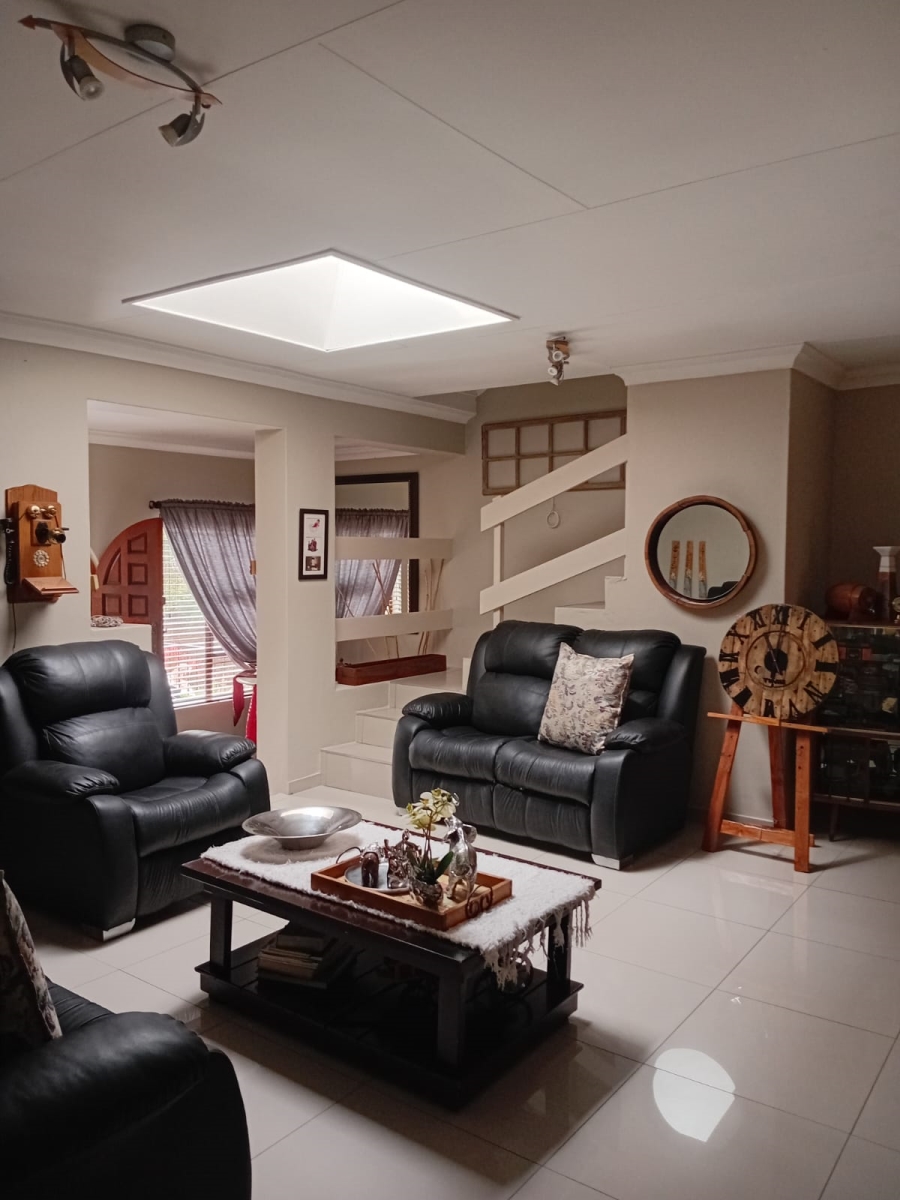 3 Bedroom Property for Sale in Kenmare Gauteng